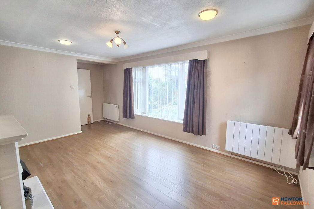Property image 12 of 24