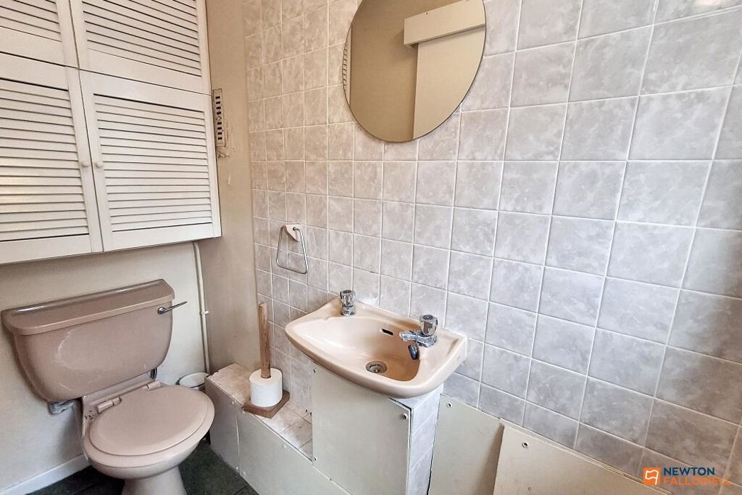 Property image 14 of 24
