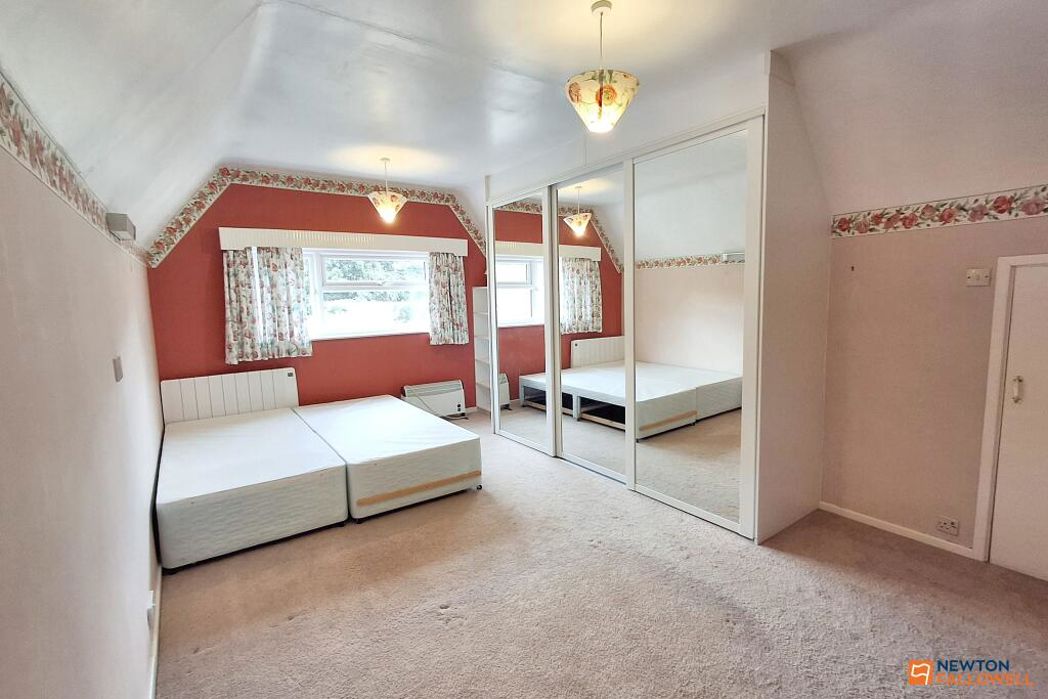 Property image 22 of 24