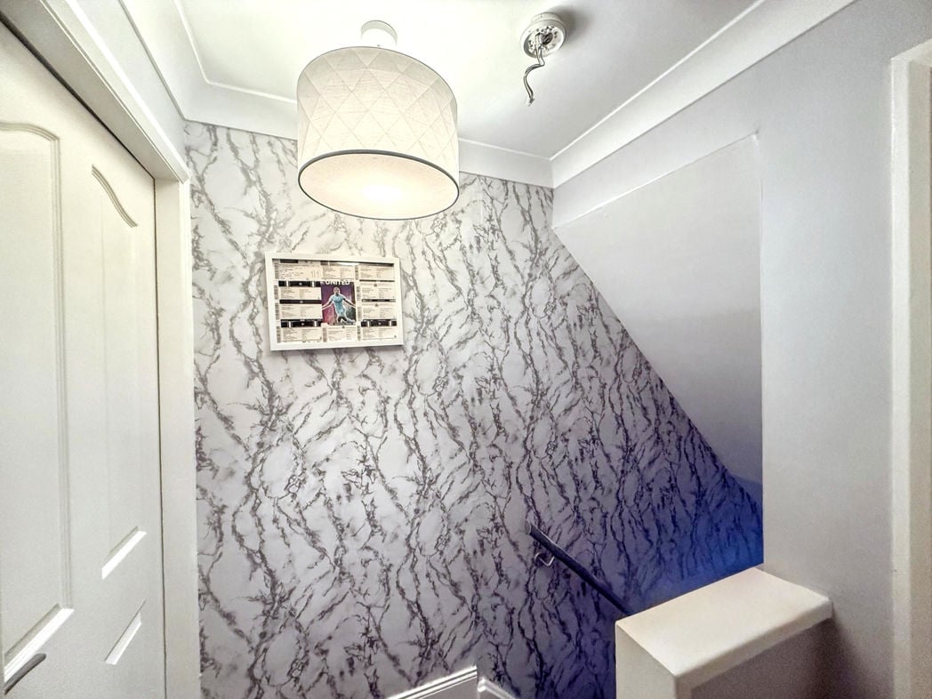 Property image 6 of 11