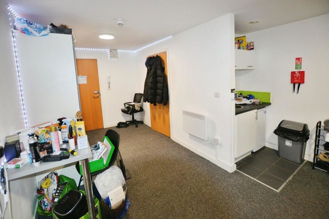 Property image 8 of 8