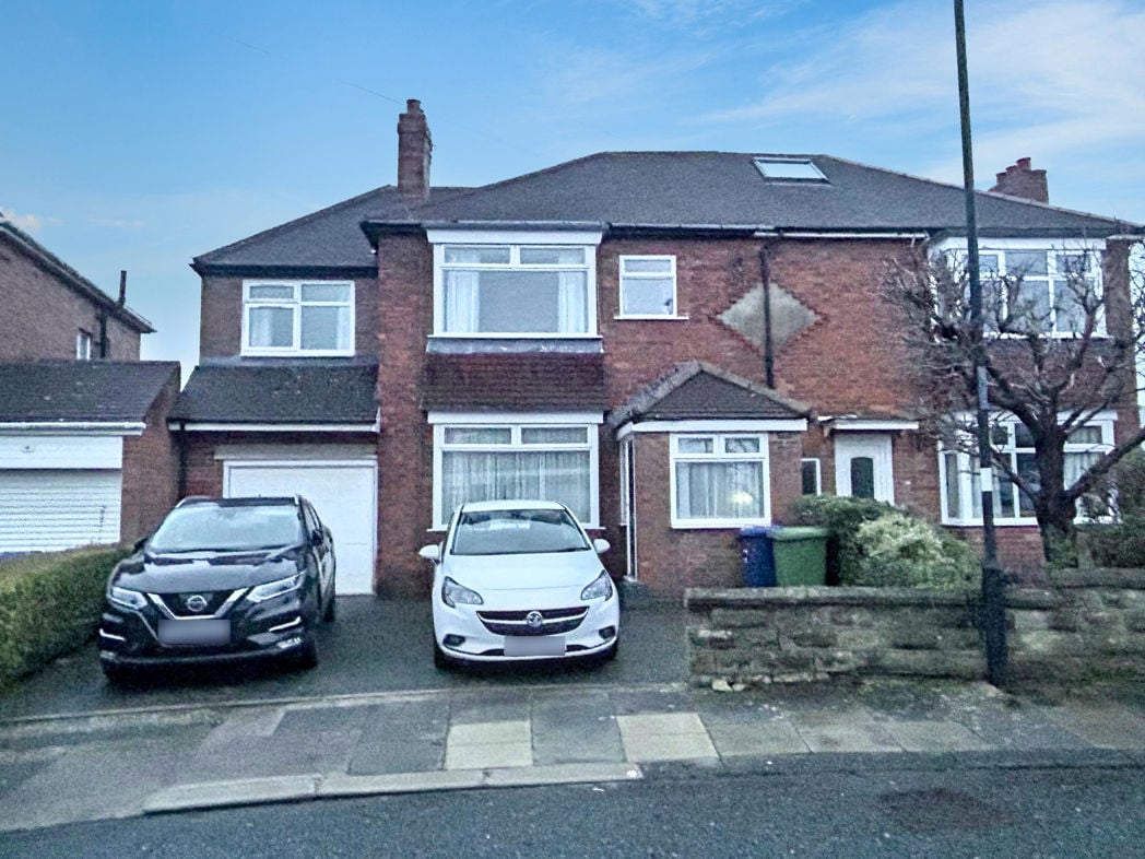 Property image 1 of 11