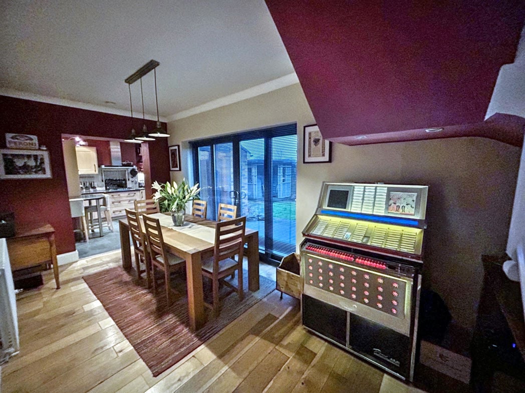 Property image 3 of 11