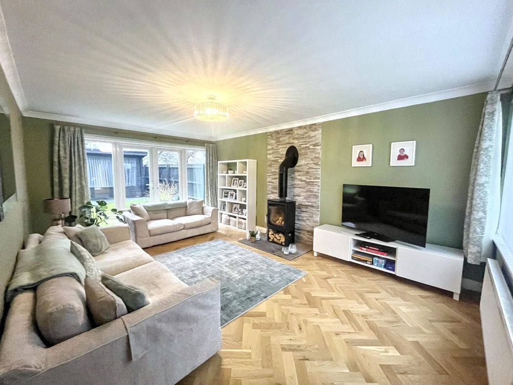 Property image 4 of 16