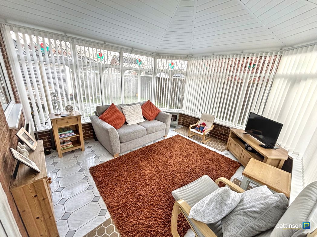 Property image 7 of 17