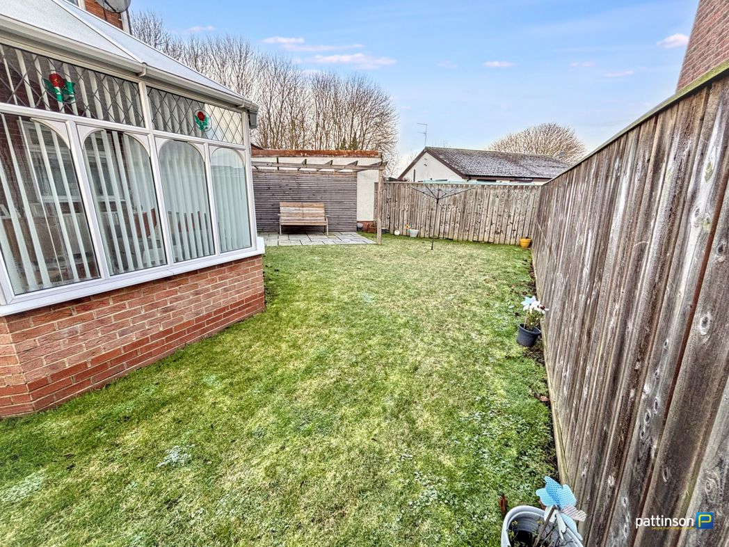 Property image 9 of 17