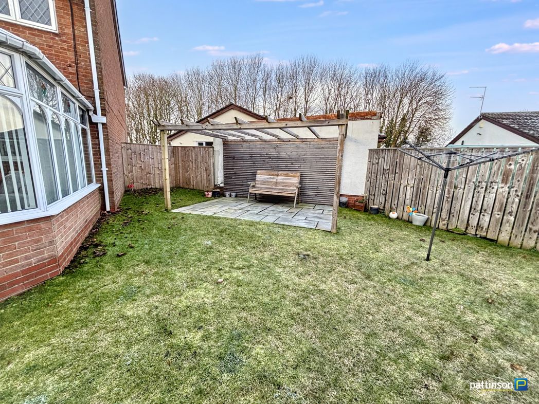 Property image 10 of 17