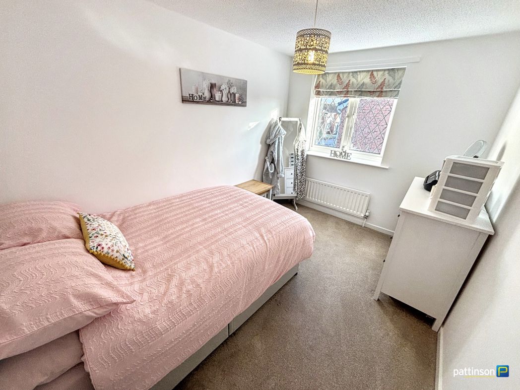 Property image 13 of 17