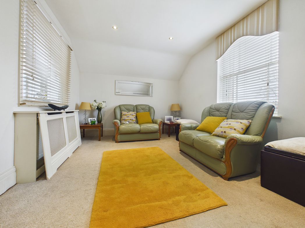 Property image 7 of 14