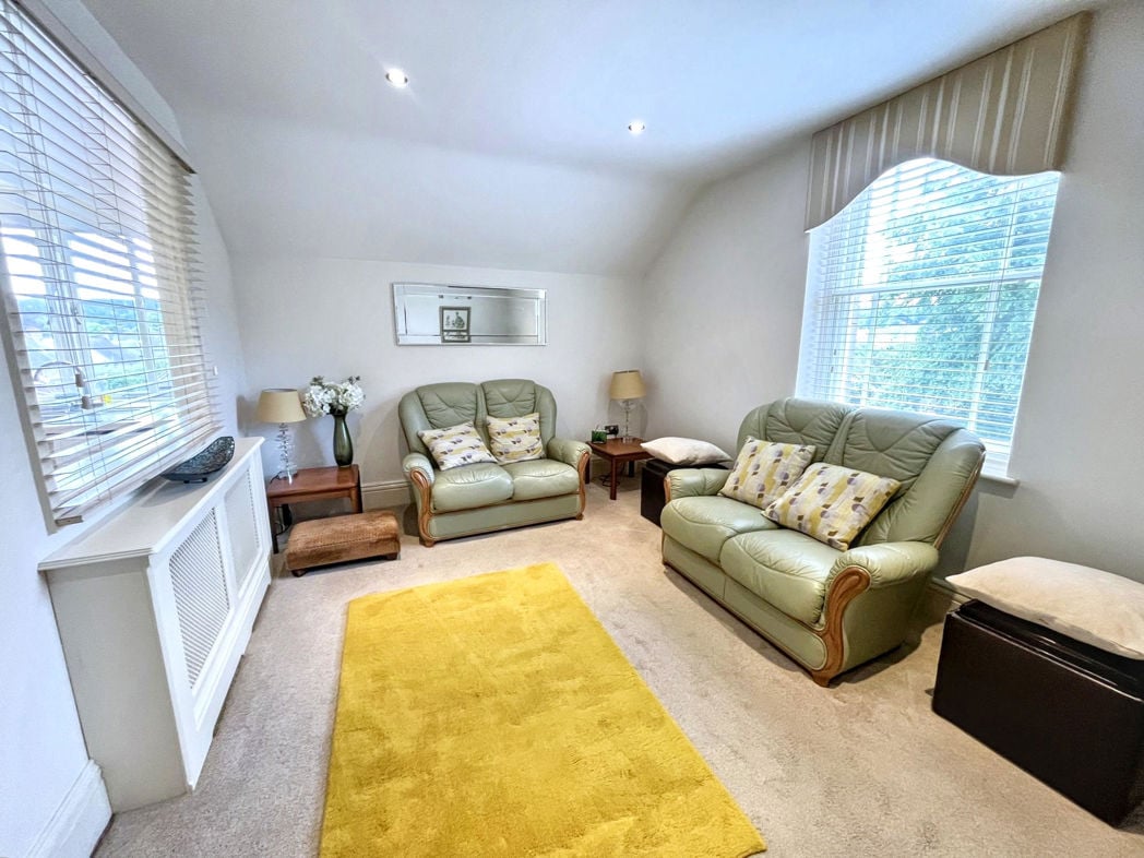 Property image 6 of 14