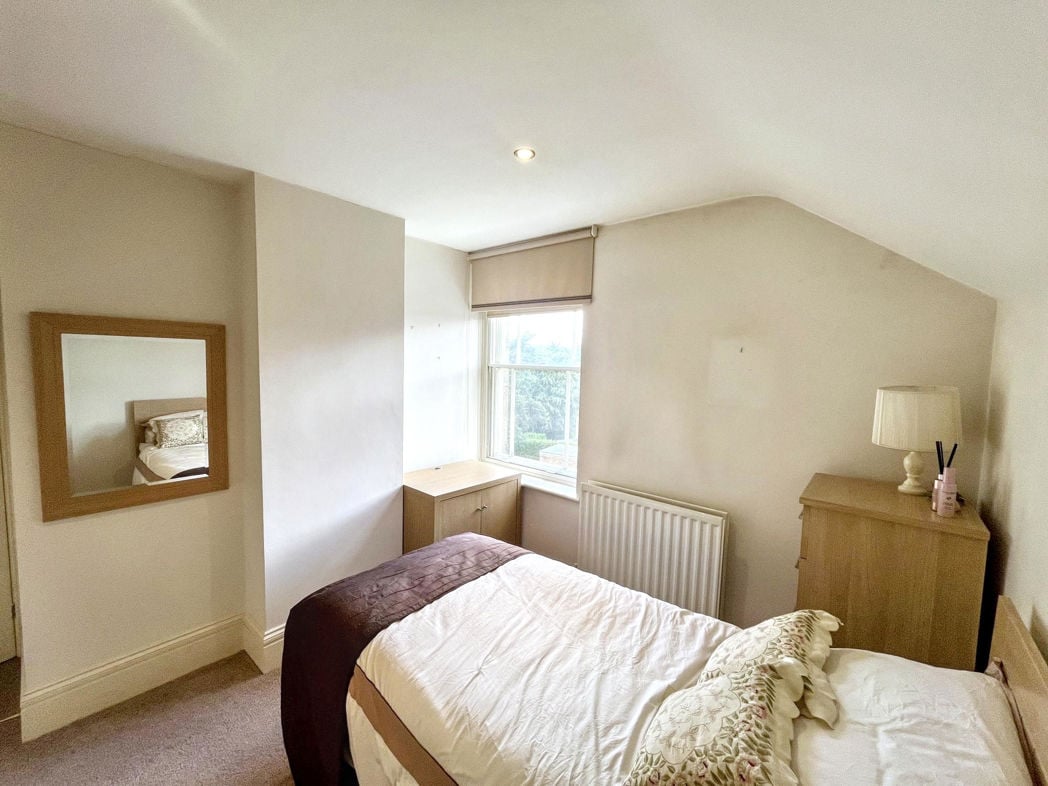 Property image 11 of 14