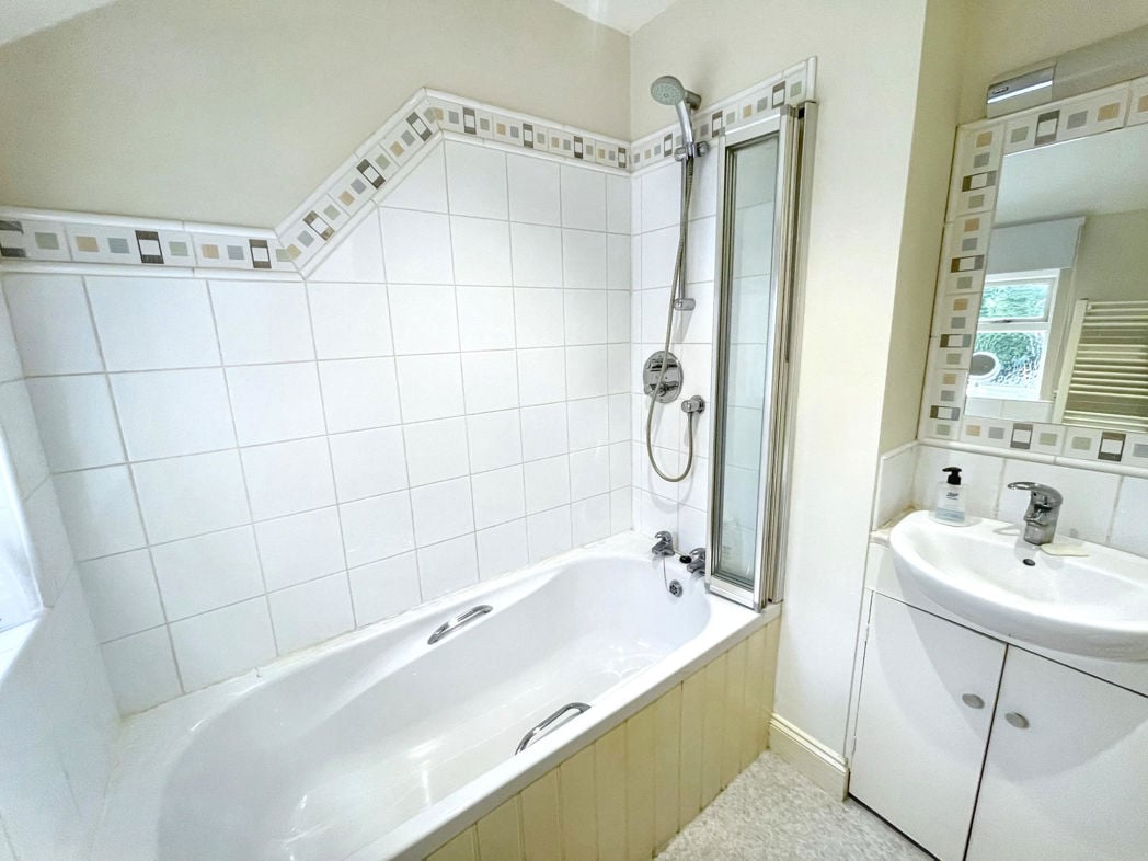Property image 10 of 14