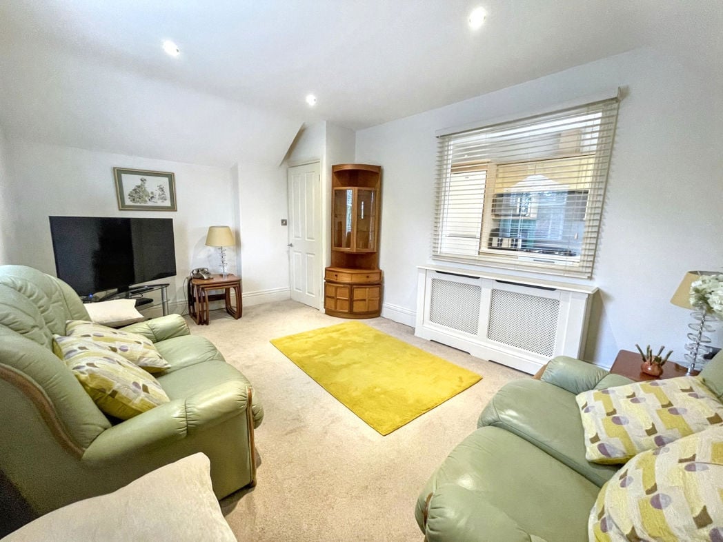 Property image 6 of 14