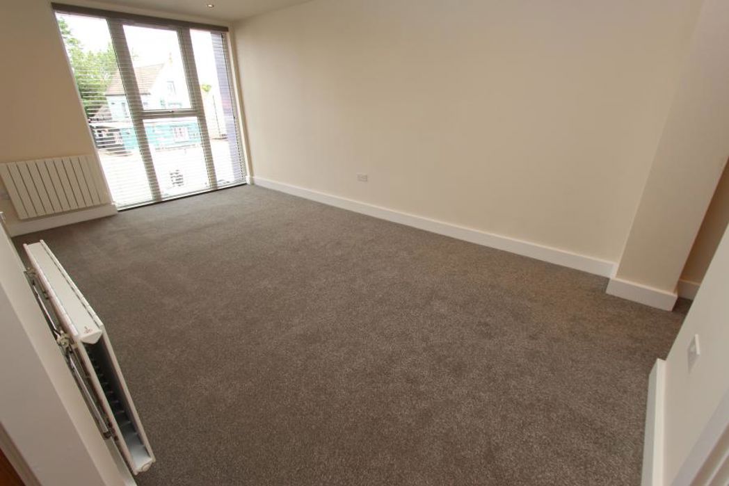 Property image 3 of 7