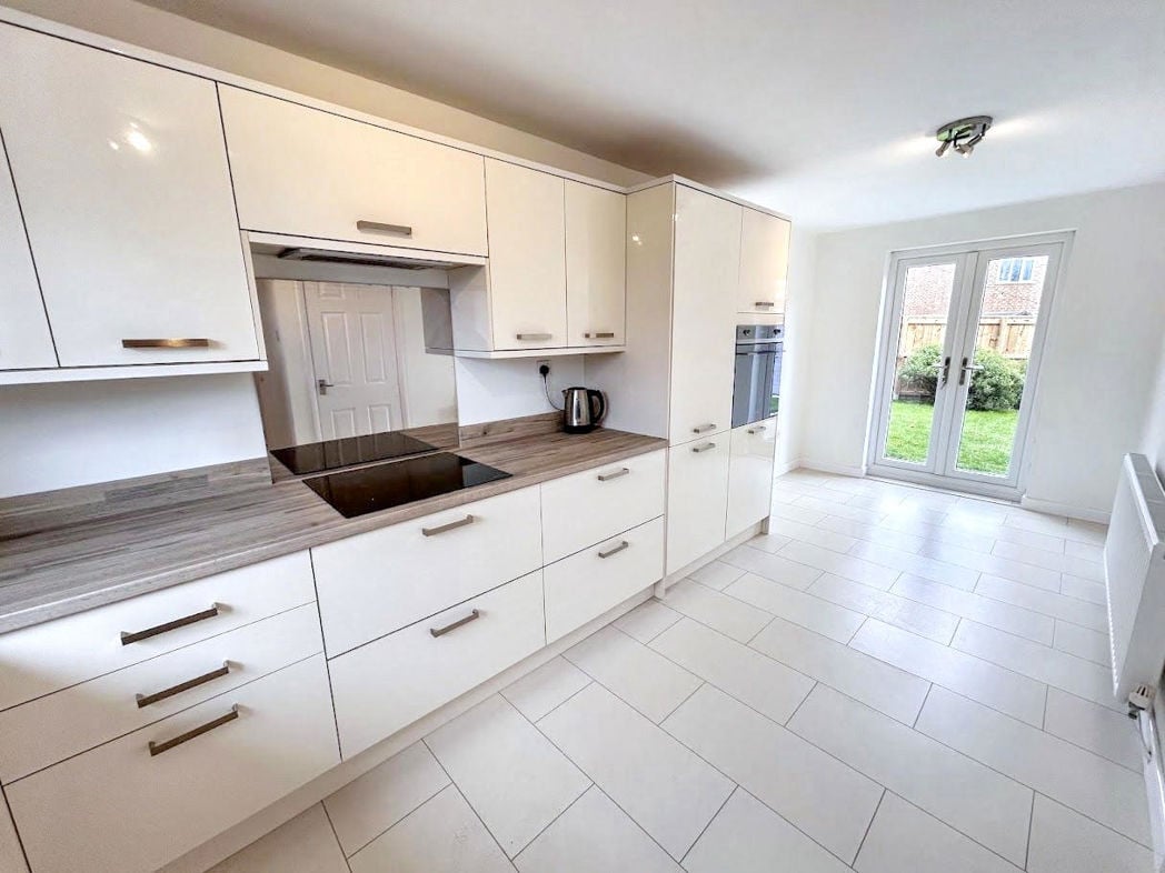 Property image 1 of 9
