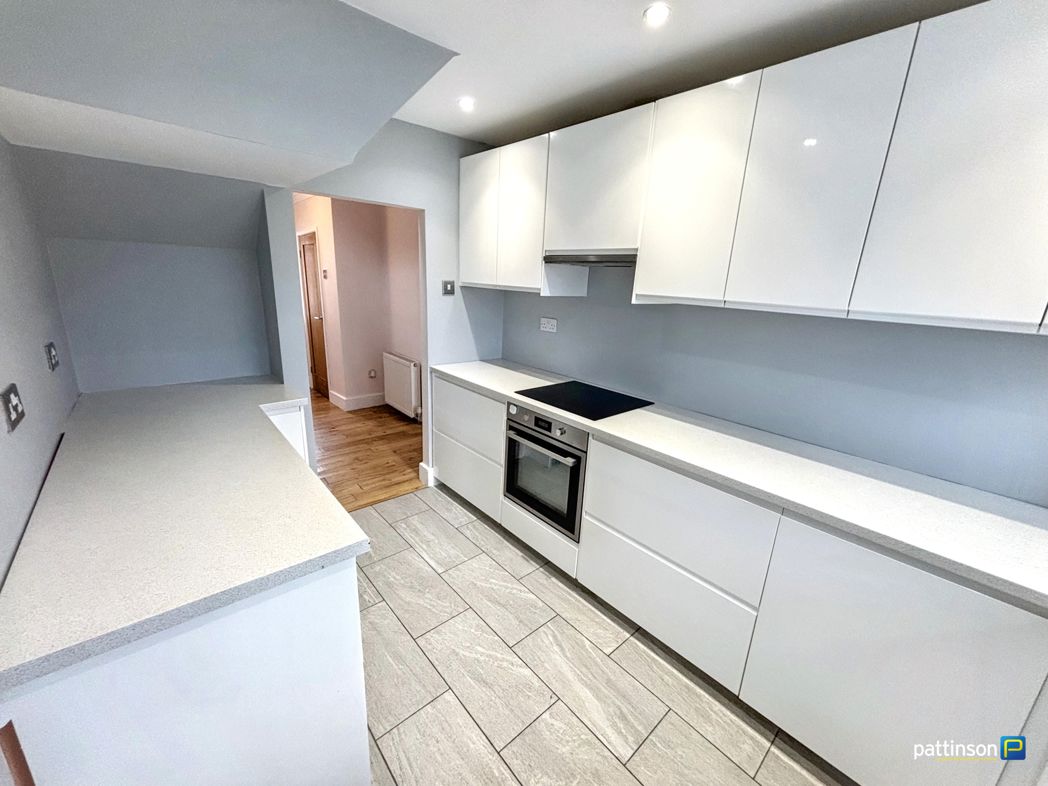 Property image 9 of 23