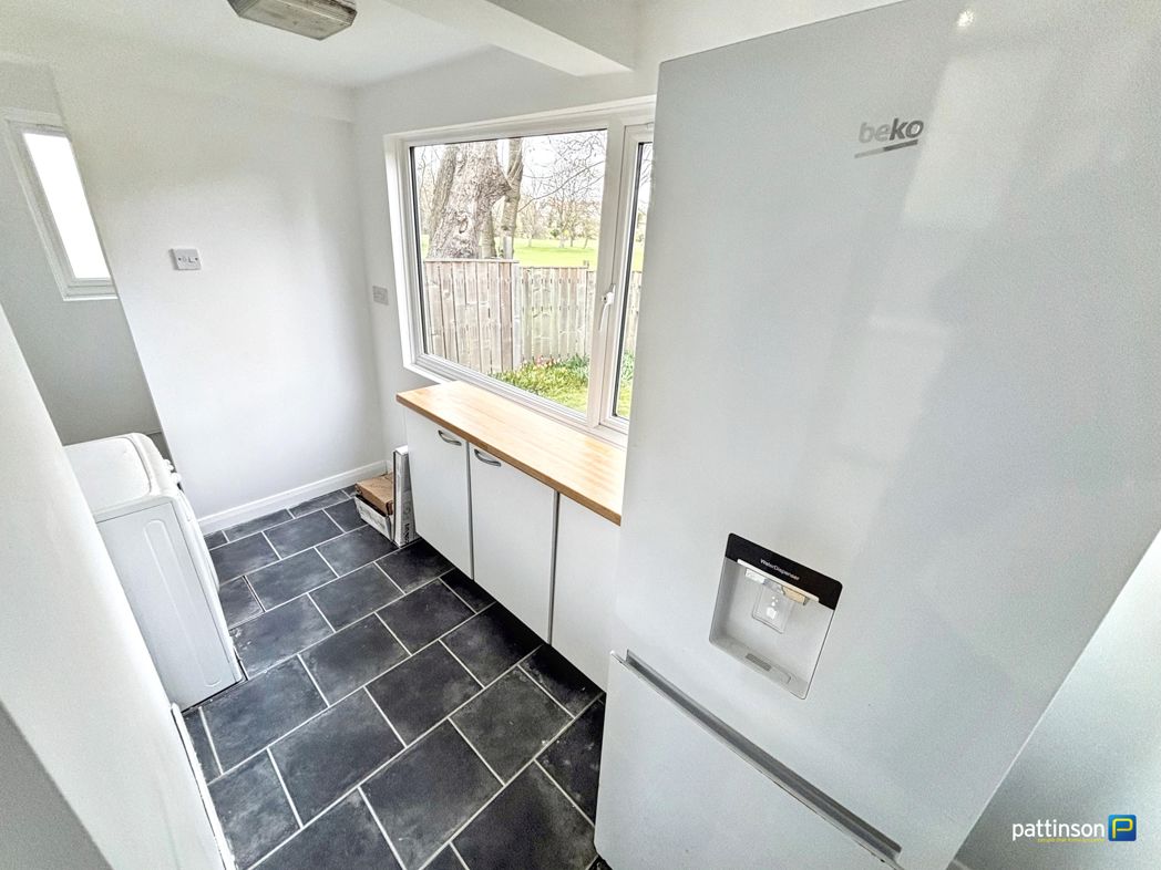 Property image 10 of 23