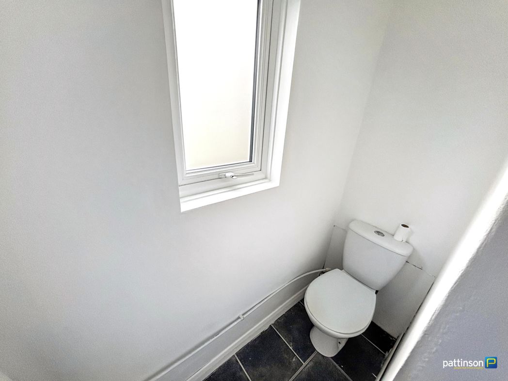 Property image 11 of 23