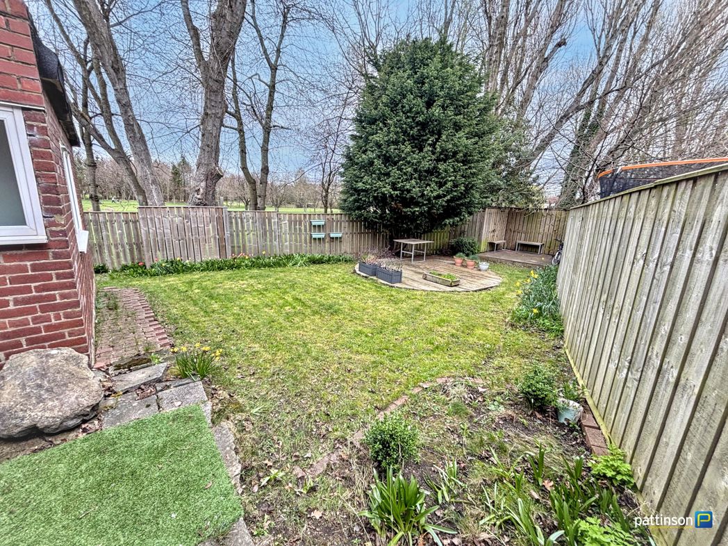 Property image 17 of 23