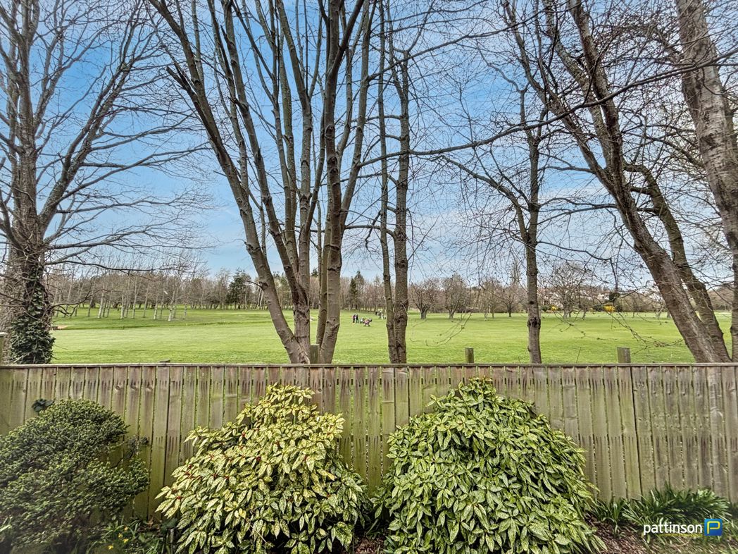 Property image 2 of 23