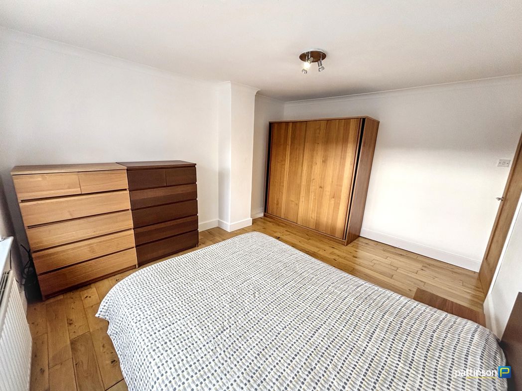 Property image 18 of 23