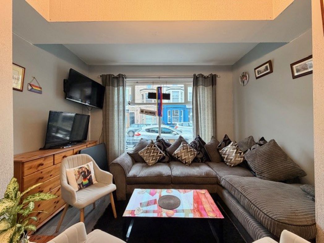 Property image 2 of 26