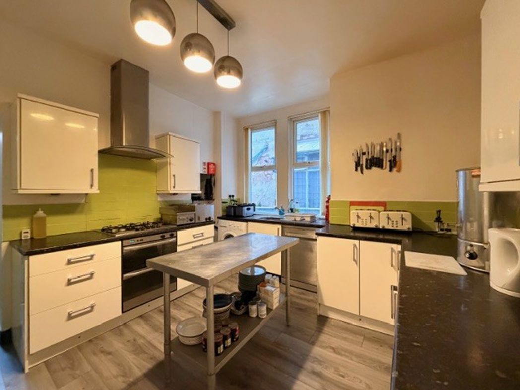 Property image 7 of 26