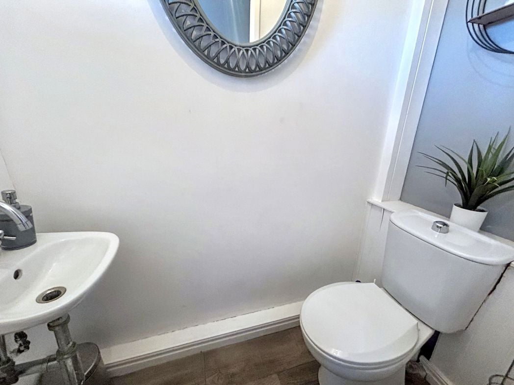 Property image 17 of 20