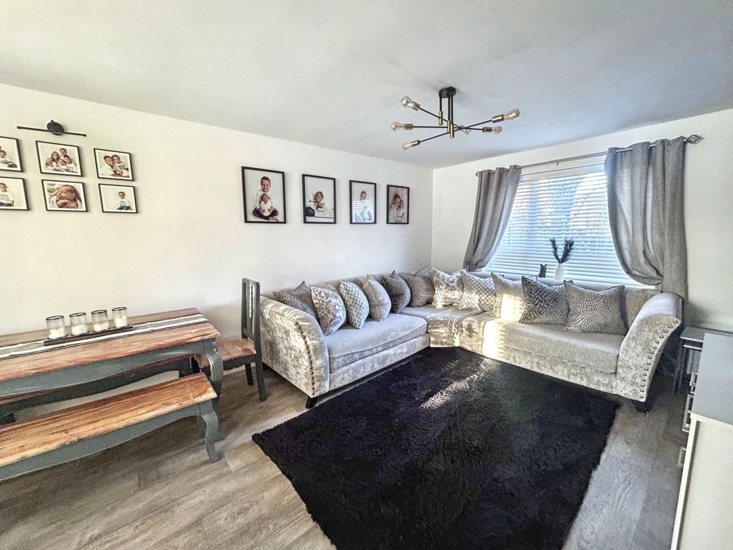 Property image 5 of 20