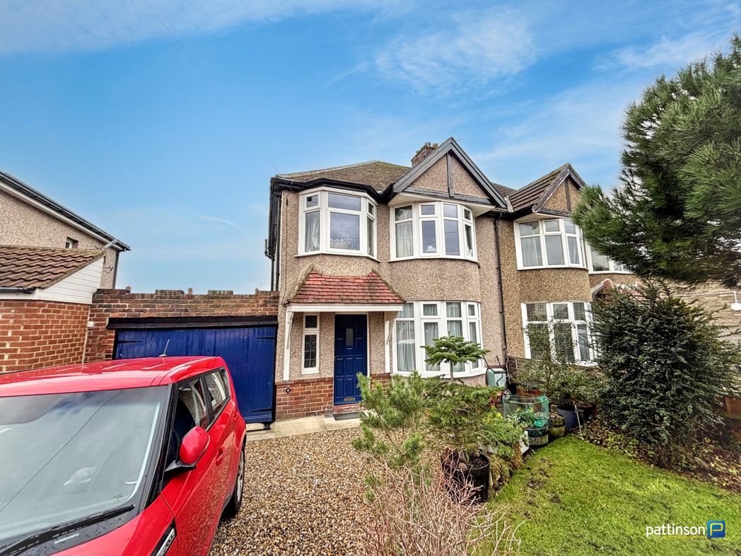 Property image 4 of 19