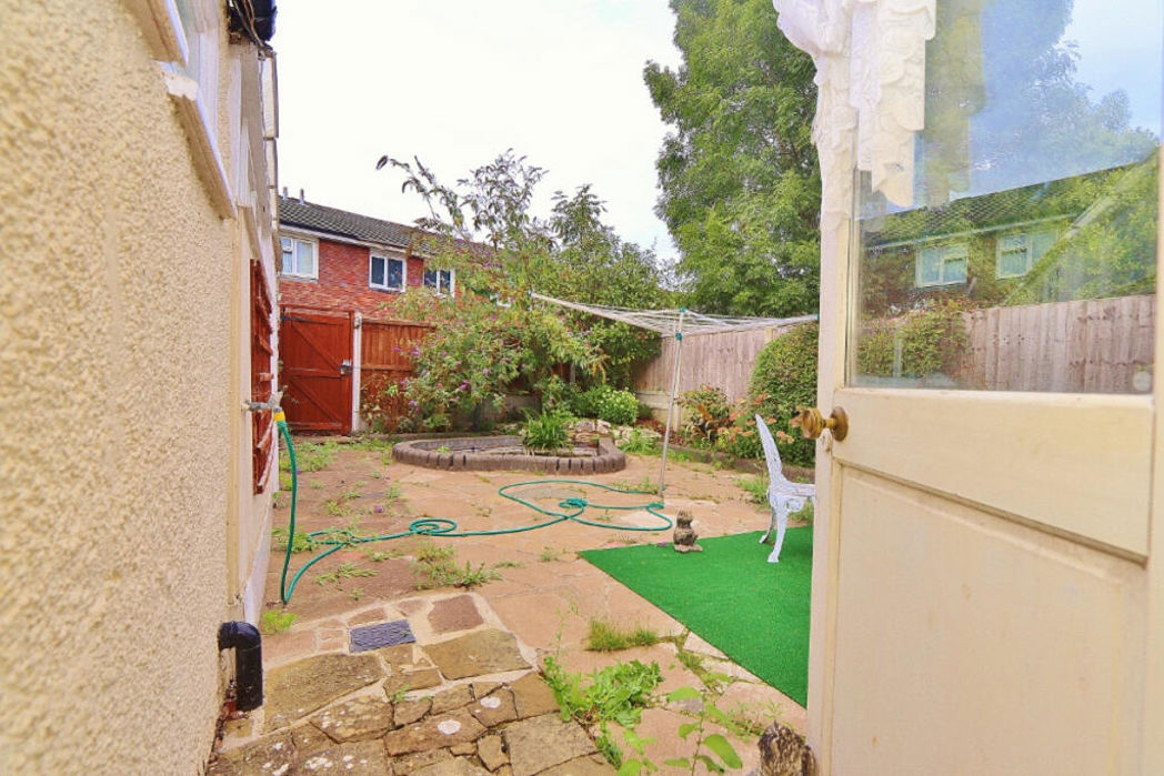 Property image 1 of 12