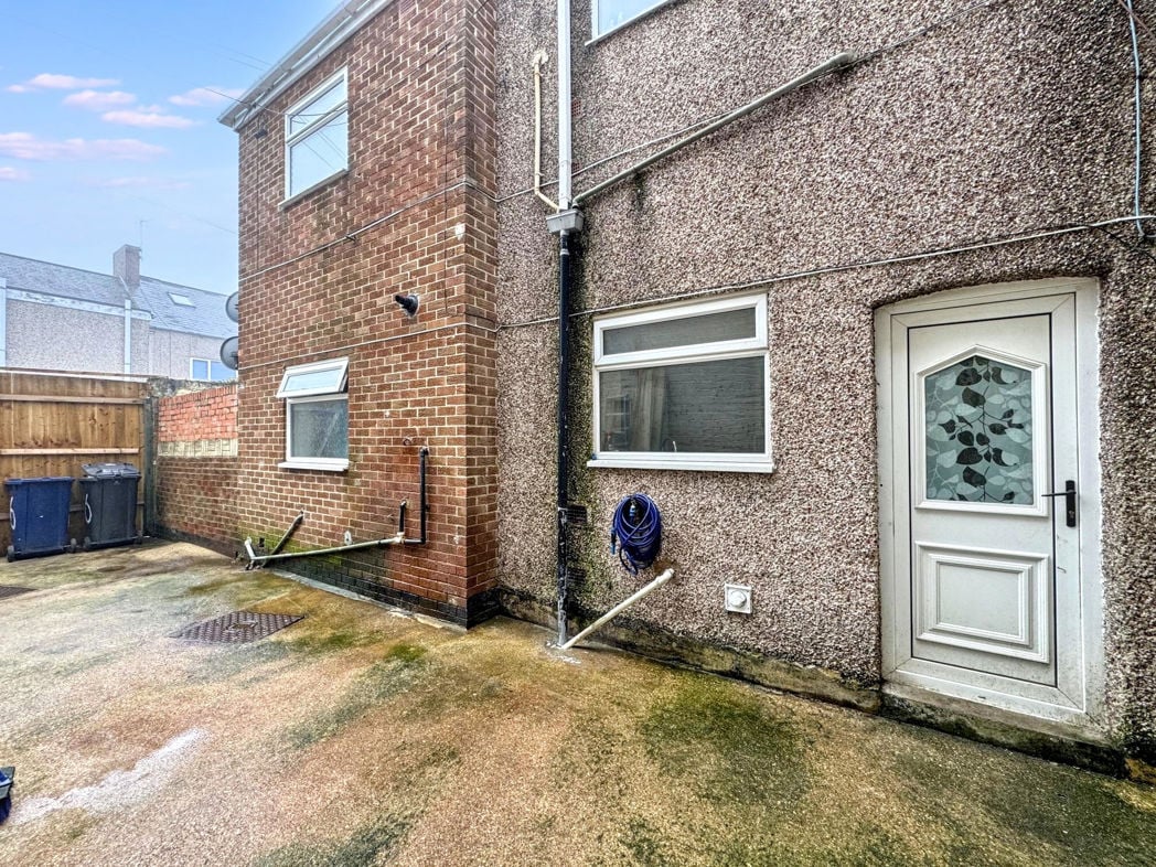 Property image 13 of 15