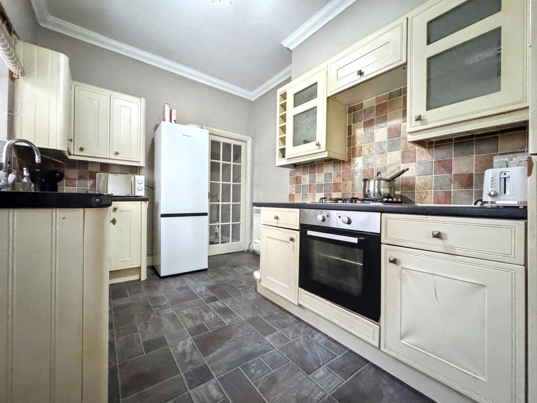 Property image 3 of 15