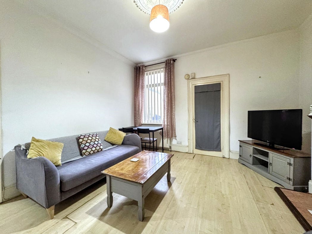 Property image 5 of 15