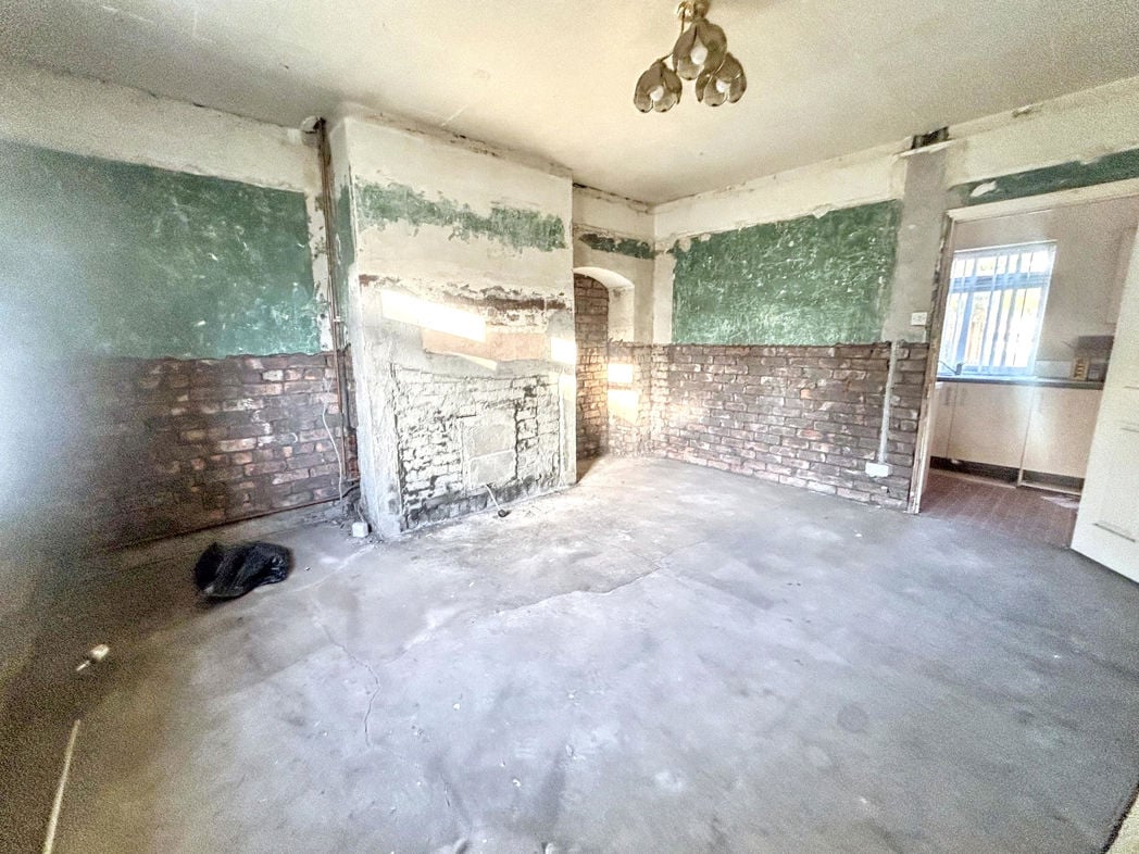 Property image 1 of 8
