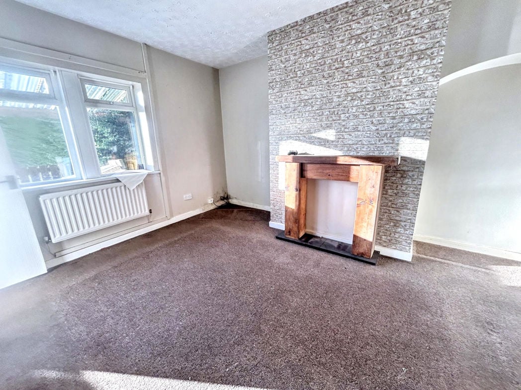 Property image 2 of 10