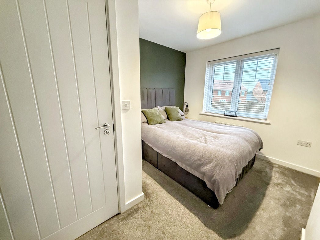 Property image 8 of 14