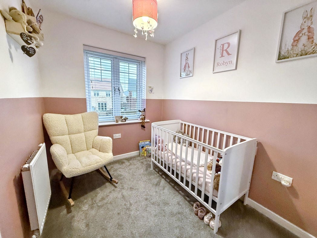 Property image 11 of 14