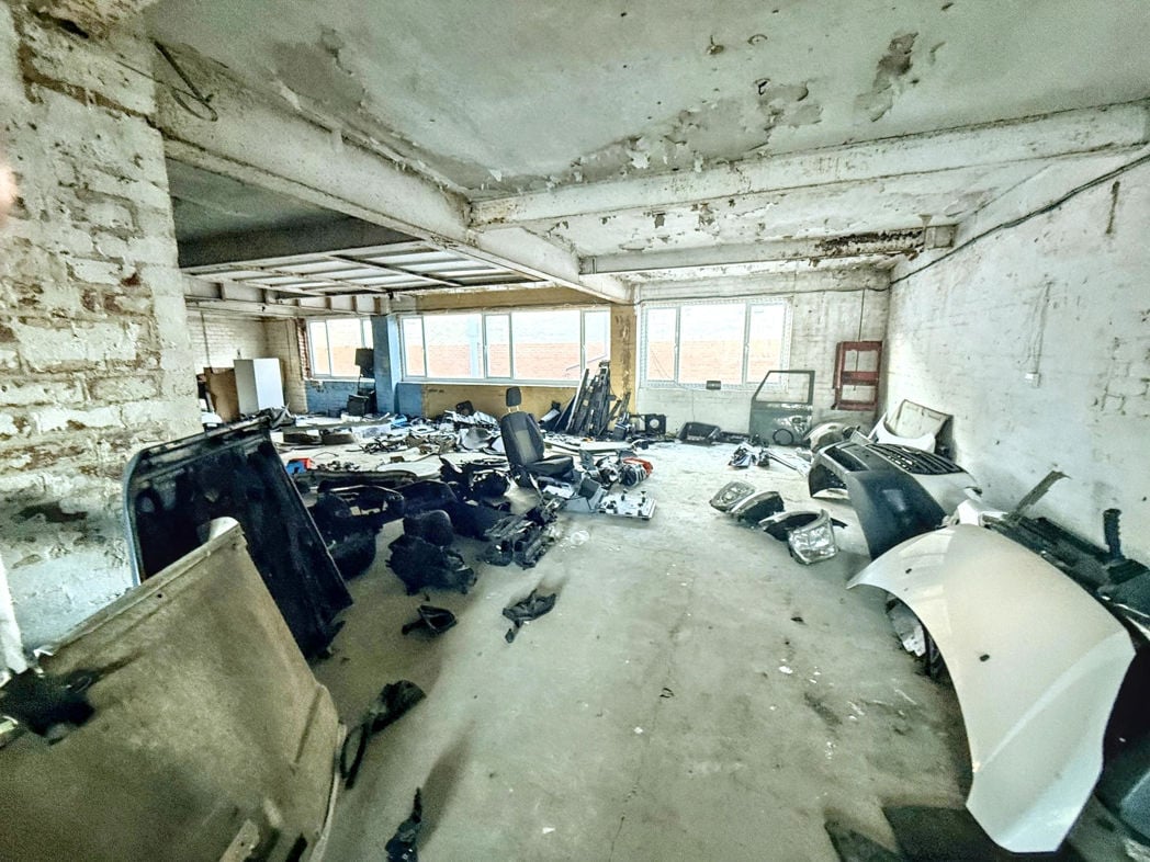 Property image 3 of 12