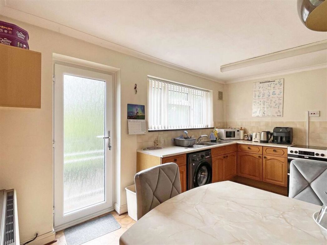 Property image 5 of 13