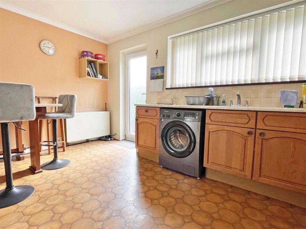 Property image 7 of 13