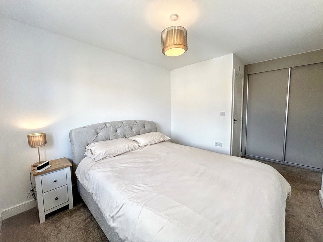 Property image 12 of 22