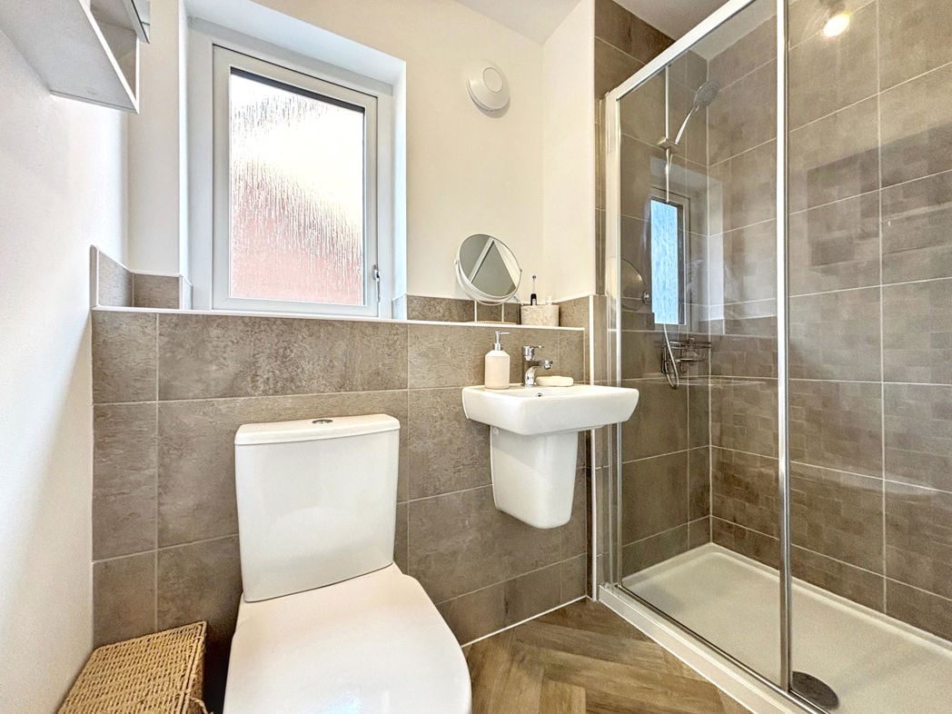 Property image 13 of 22