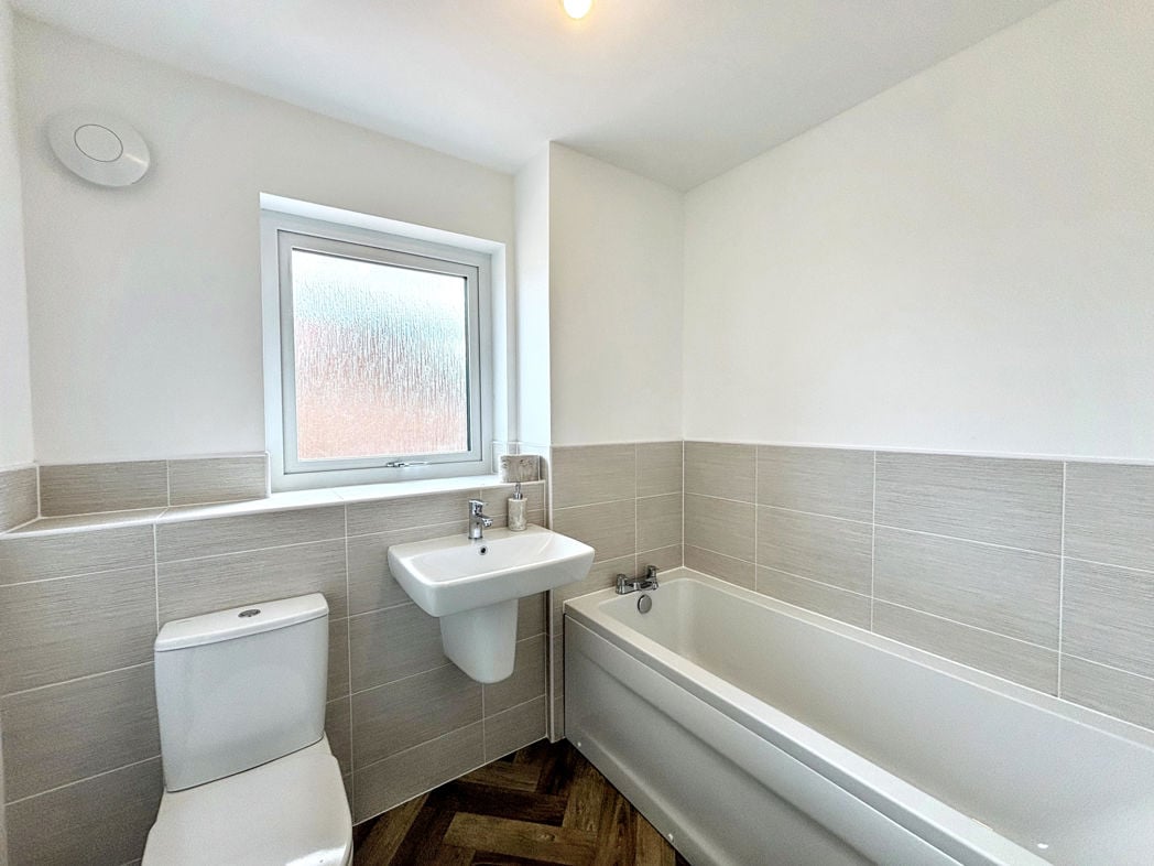 Property image 17 of 22