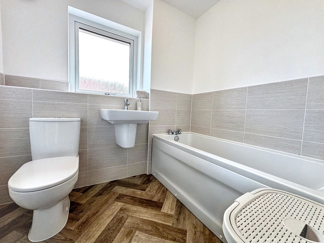 Property image 18 of 22