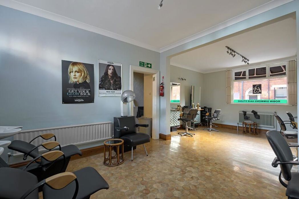 Property image 6 of 34