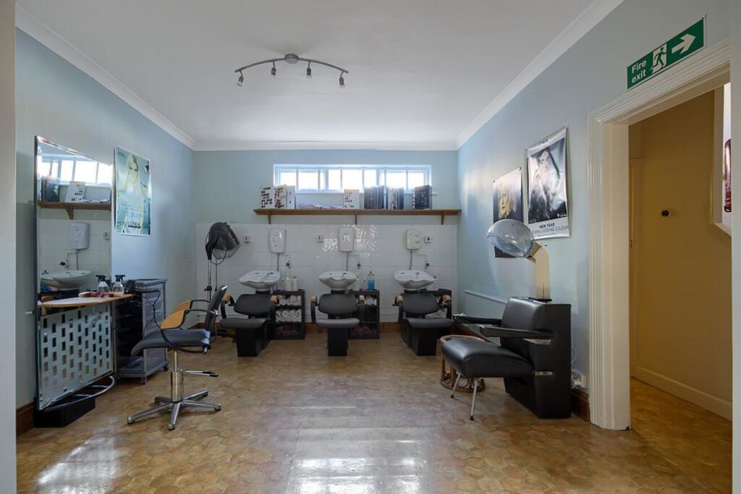 Property image 7 of 34