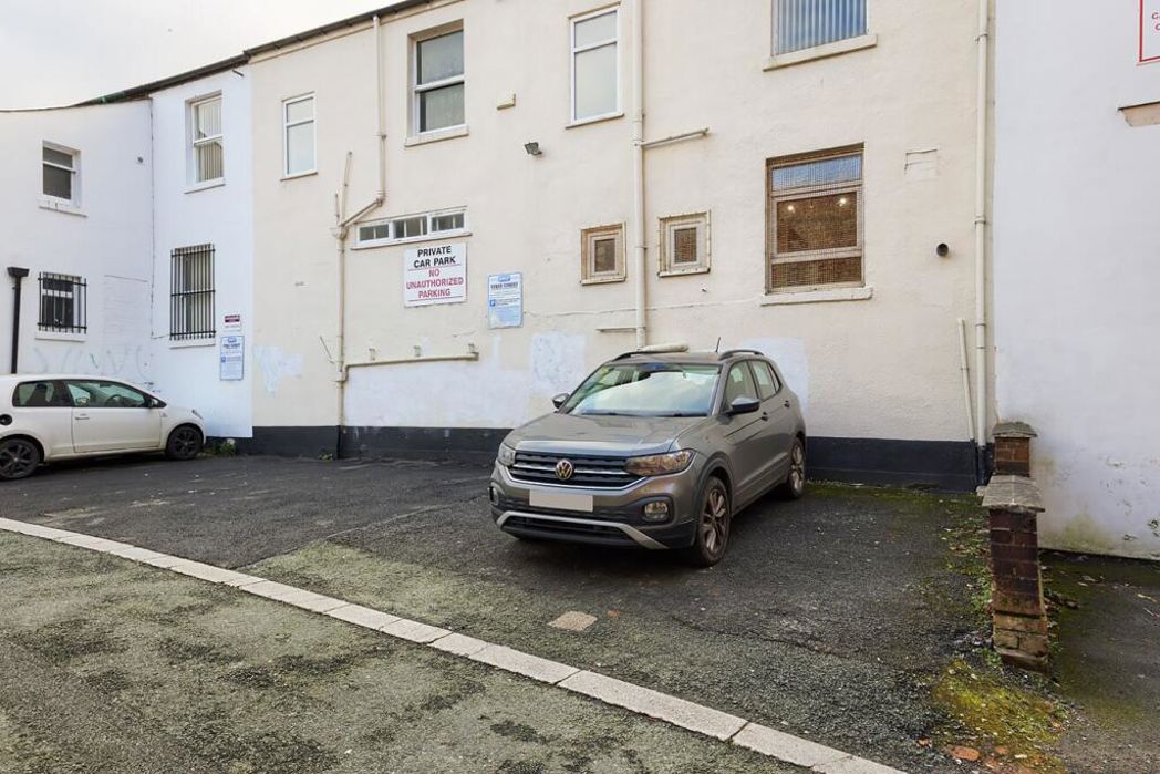 Property image 20 of 34