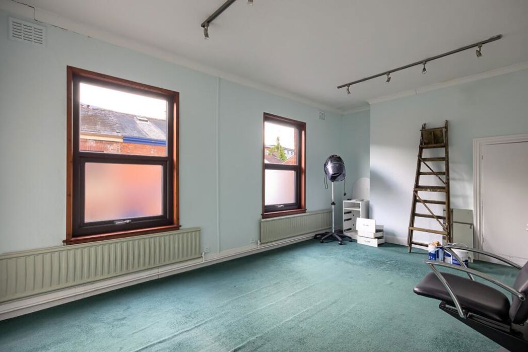 Property image 32 of 34