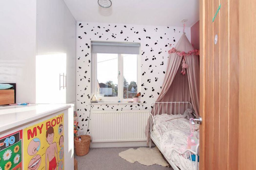 Property image 8 of 18